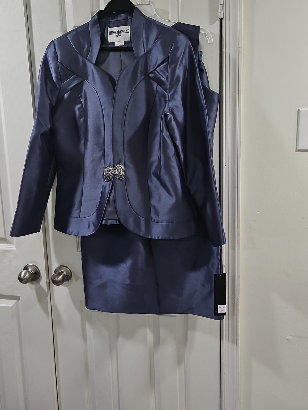 Nina Massini 3 piece skirt set - Picture 5 of 6